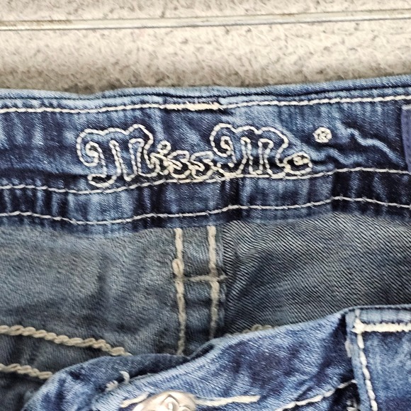 Miss Me Easy Bootcut Jeans Women's 30 Denim Studded Mid-Rise Streetwear - Picture 9 of 10